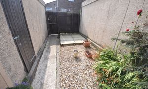 Photo 7- click for photo gallery